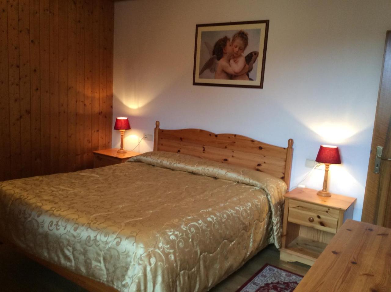 Residenze Sonnenschein Casa Bianca Aparthotel Niederdorf Buitenkant foto